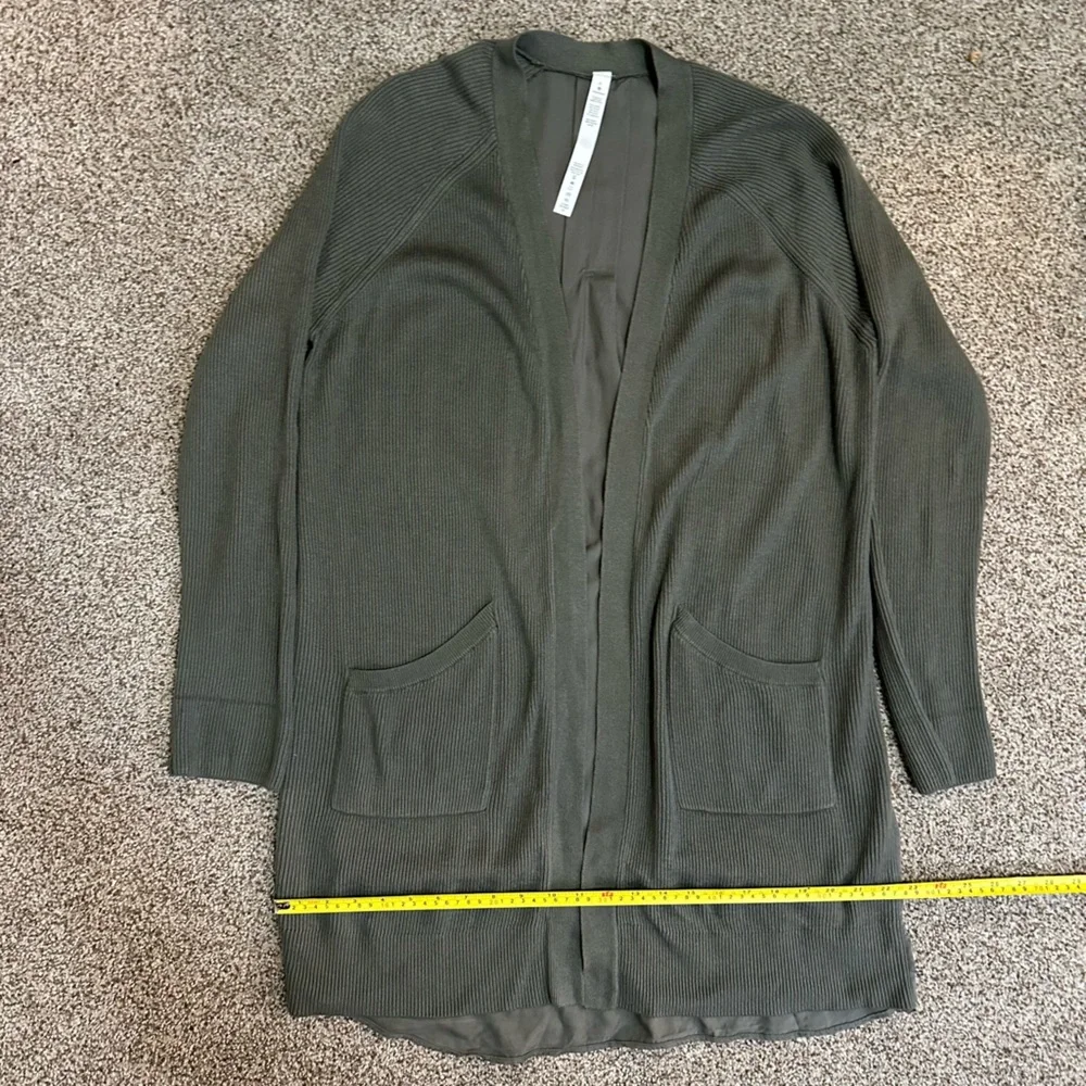 Lululemon Still at Ease Wrap, Size 8, Gray Sage